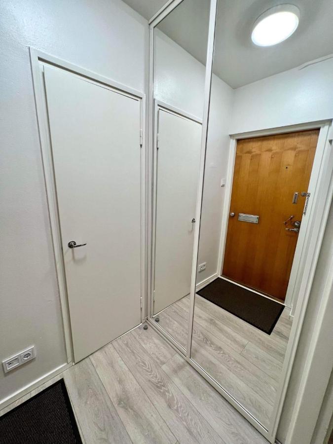 Charming Central Apartment Helsinki Buitenkant foto